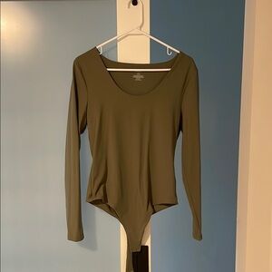 Nuuds Fitted Green Long Sleeve Bodysuit